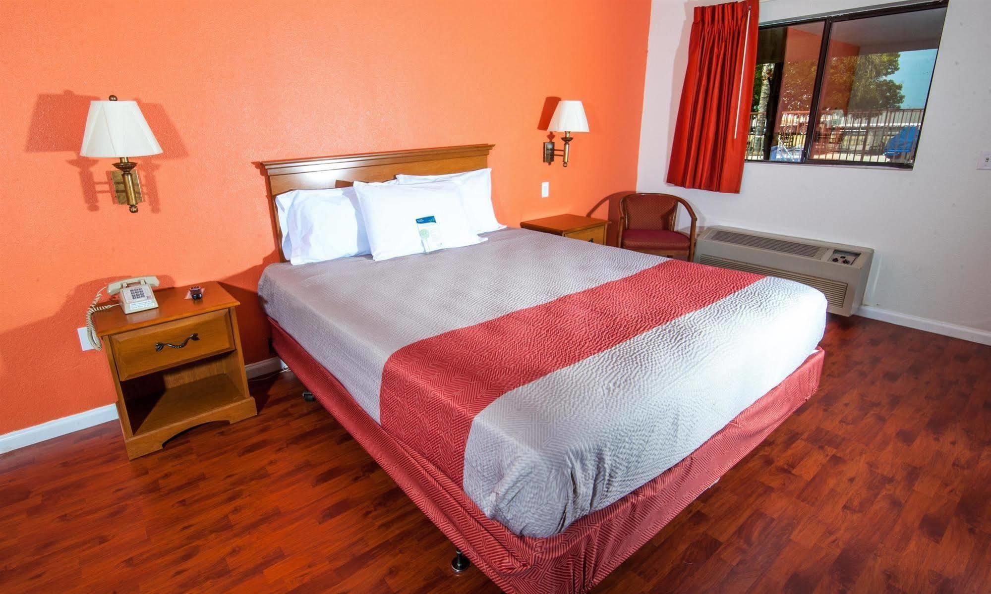 Motel 6-Santa Nella, Ca - Los Banos Dış mekan fotoğraf